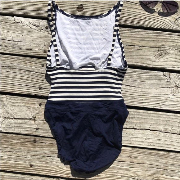 Vintage Anne Cole swimsuit, size 8 - Picture 2 of 5